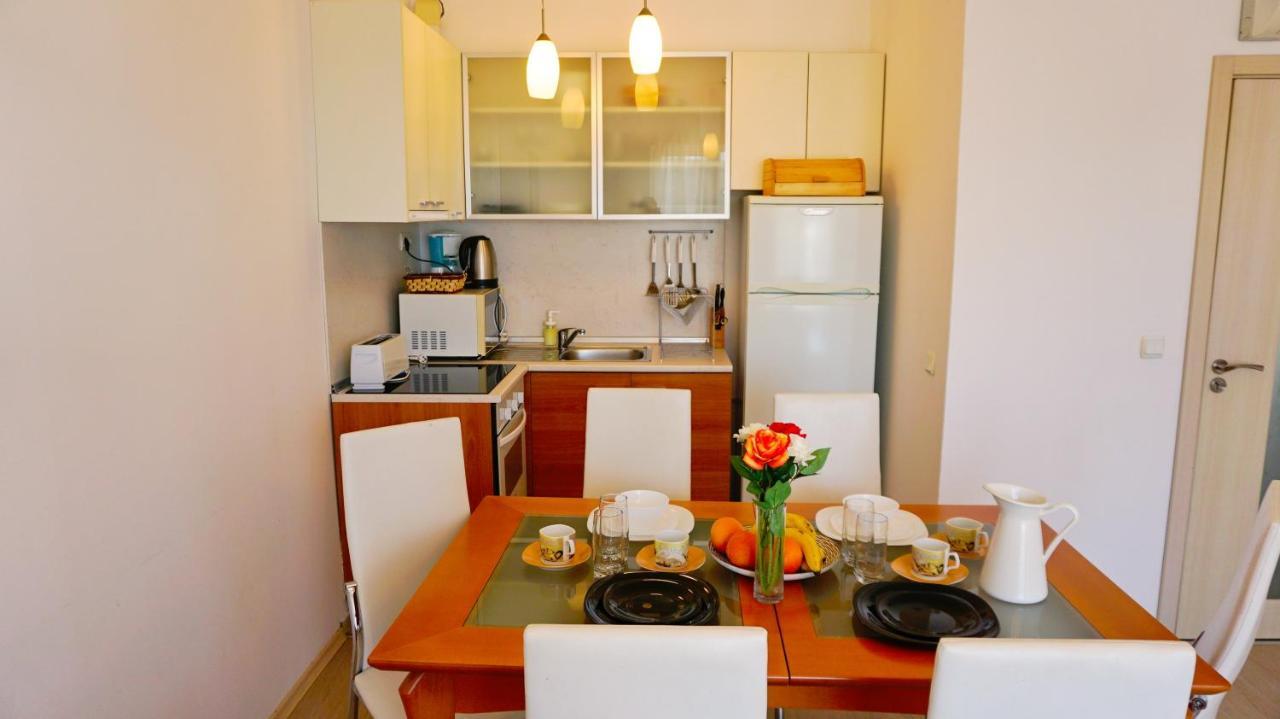 Apartment Marina Residence - Апартамент Марина Резидънс Kavarna Luaran gambar