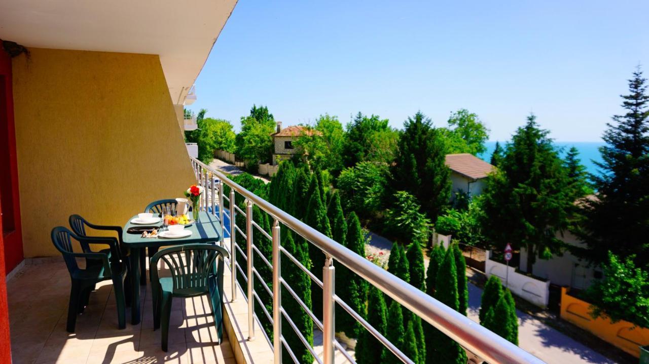 Apartment Marina Residence - Апартамент Марина Резидънс Kavarna Luaran gambar