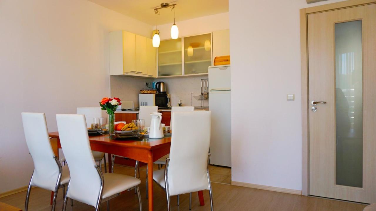 Apartment Marina Residence - Апартамент Марина Резидънс Kavarna Luaran gambar